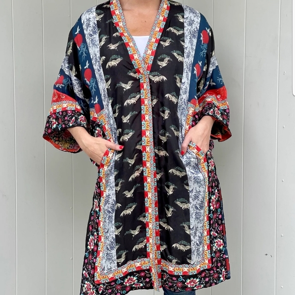 Splendid Namaka Lined Kimono - Picture 7 of 7